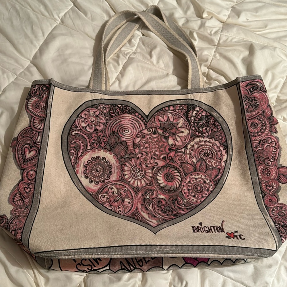 Canvas Brighton Tote Bag. SO CUTE!!